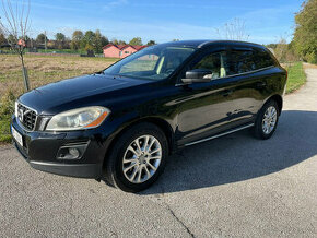 VOLVO XC60 2.4 D5 AWD - 1