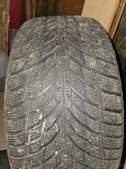 Zimni pneu 245/40 r18 Nokian