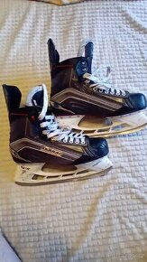 Bauer Vapor X600 vel:11,5