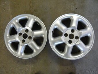 Renault Alu 15"x6J, 4x100, Disky 15, Kola 15". - - -