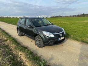 Dacia Sandero 1.4 i 114tis km ,klima elektrická okna central