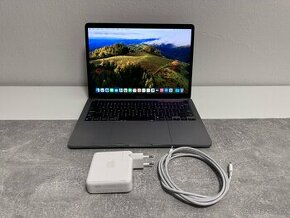 Apple MacBook Pro 2022 - M2 / 16GB / 256GB / TouchBar