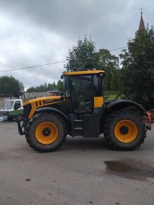 Obrázek k inzerátu: JCB Fastrac 4220