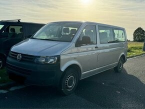 Transporter T5 2.0 TDI Long 9 míst Rok 2014 nova stk