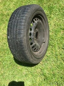 PIRELLI   zimní  205 /55  R 16 Ford