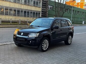 Suzuki Grand Vitara 2,0i 4x4 Aut. benzín 103kw - 1