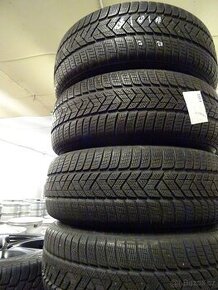 Zimní pneu Pirelli ,235/60/18, 4 ks,7 mm, rok 2020