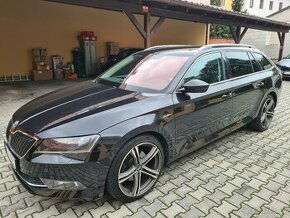 ŠKODA SUPERB LAURIN & KLEMENT 2.0 TDi / 140 kW 4x4