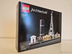 LEGO PARIS 21044