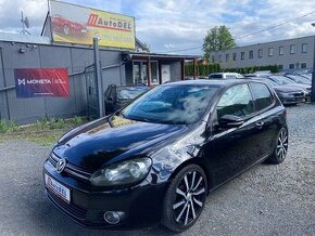 VW Golf 1.6 MPi Senzory,ALU,VýhřevSed