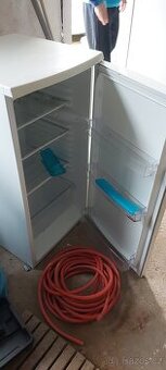 Menší lednice 105cm zanussi - 1