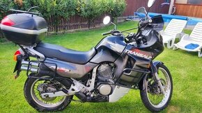 motocykl Honda XL600V Výborný stav - 1