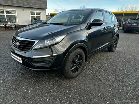 KIA SPORTAGE 1,7 CRDI -- MÁLO KM -- HEZKÝ STAV