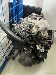 Motor Yamaha J514E