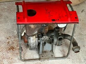 Staré benzinové vodní čerpadlo + motor - 1