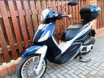 Piaggio Beverly 300