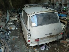 Trabant 601 kombi - díly z vozu