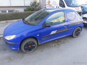 prodám Peugeot 206 van r.v. 2004 1.1i 44kw, kosmetika, volat - 1