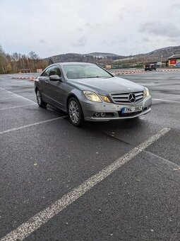 Mercedes Benz C207 E350 cgi 215kw - 1