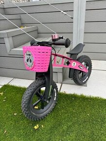 First Bike Fat Pink záruka duben 2025