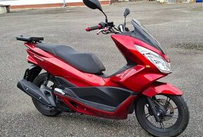 HONDA PCX 125  REZERVACE