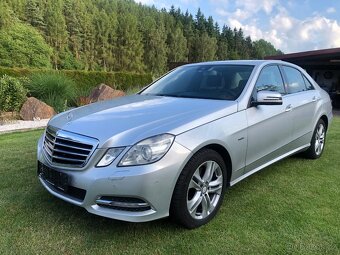 Mercedes E 4x4 3.0 CDI V6 195kW,rv2011,229t.km,Xenony