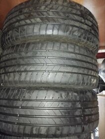 Prodám pneu 225/50 r 18 - 1