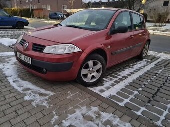 Renault Megane 11/2003 1,4 16V  najeto pouze 135tis.km.