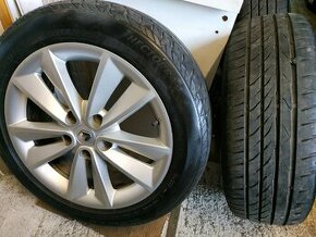 ALU kola Renault Scénic Megane 5x114,3 r17 Originál,6mm+TPMS