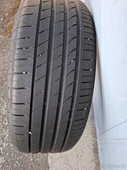 pneu.205/50R17