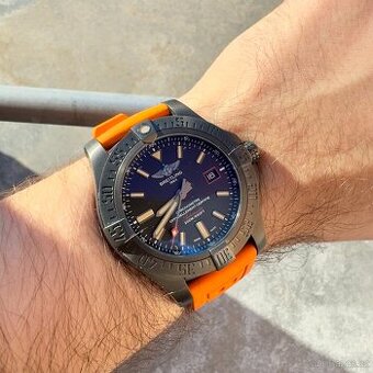 Breitling BlackBird 44 Avenger 44 MM