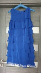Krásné modré šaty