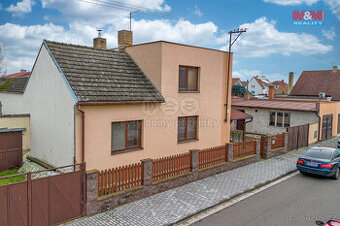 Prodej rodinného domu, 136 m², Nové Dvory, ul. Vrchlického - 1