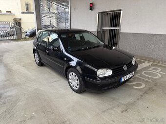 VW GOLF IV 1.6i 74kW klima