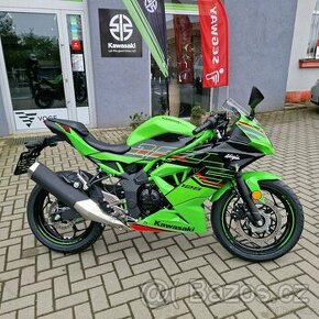 Kawasaki Ninja 125 model 2024 Nový Motocykl