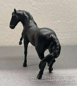 Breyer a Peter Stones - 1