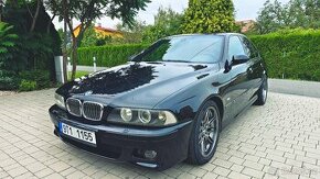 BMW M5 E39