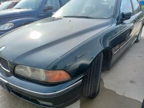 BMW E39 vcelku na díly prodám - 1