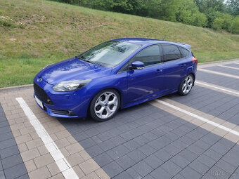 Ford Focus III ST hatchback 2012/2013, najeto 120 tis. km