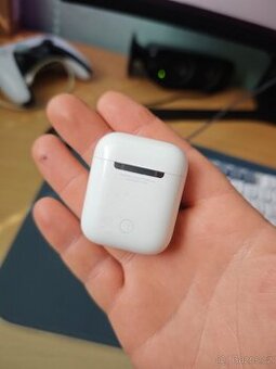 Apple AirPods 2nd Gen