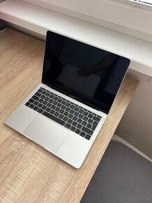 Apple Mac Book PRO 13” A1708 - 1