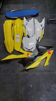 Suzuki RMZ 250 2020 OEM Plasty poťah