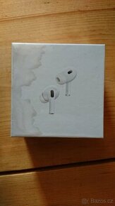 Apple AirPods Pro (2. generace) s MagSafe pouzdrem (USB-C)