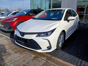 Toyota Corolla sedan 2025 NA SPLÁTKY