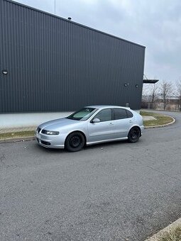 Seat Leon 1.9 tdi 110kw arl super copa - 1