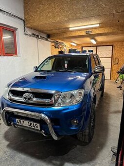 Toyota Hilux 3.0d automat