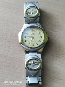 Staré naramkové hodinky Mercedes Quartz
