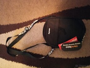 Supreme shoulder bag