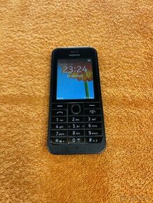 Nokia 220 v pěkném stavu, plně funkční