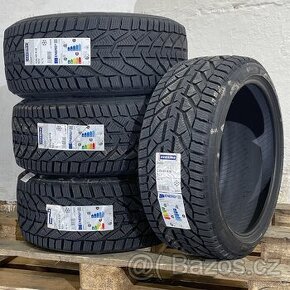 NOVÉ Zimní pneu 225/40 R18 92V Sebring